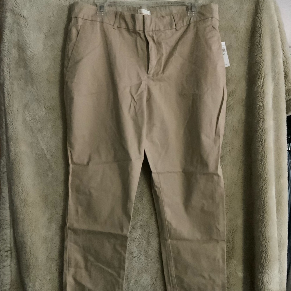 Brand new Gap khakis